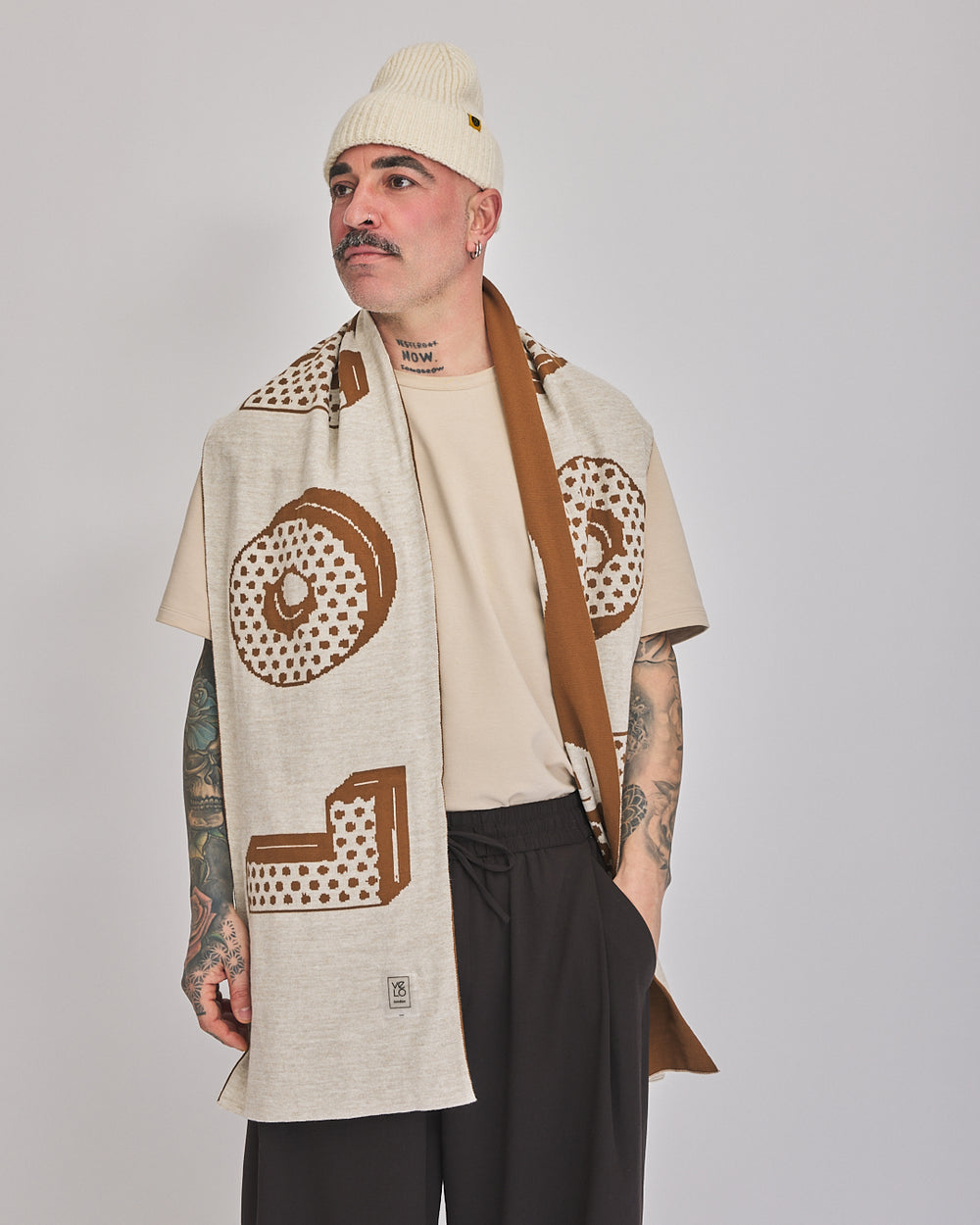Baker Street Mocha VeloYou scarf product image 2