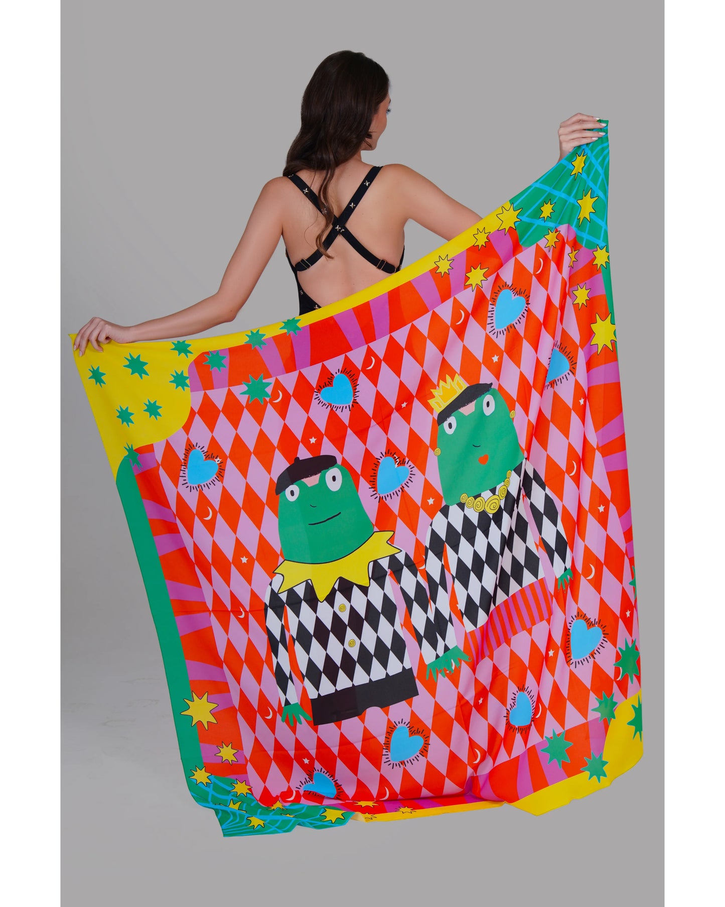 Back view of Frog In Love Pareo