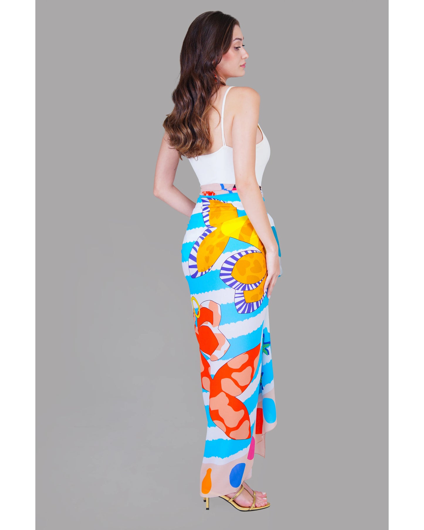 Side view of Fun Fish Pareo