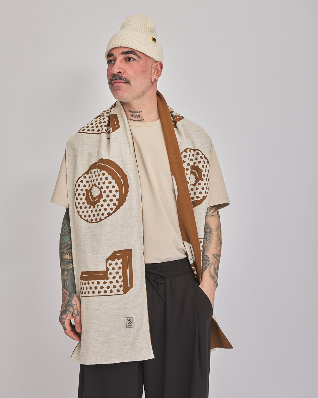 Baker Street Mocha VeloYou scarf product image 2