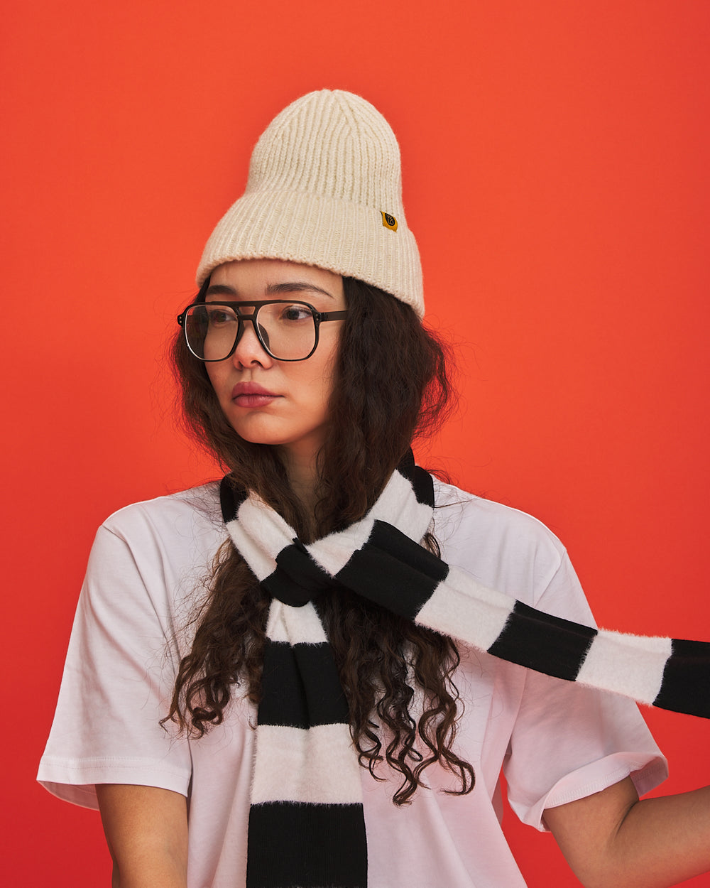 Black & White Lite VeloYou scarf product image 3