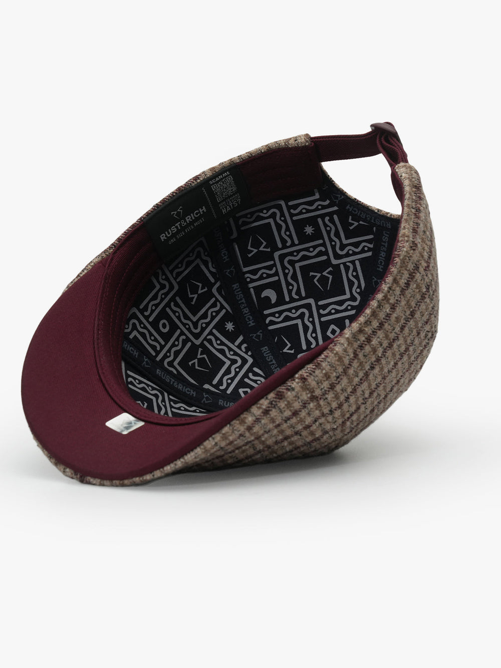 Edinburgh Beige Casket Hat on a white background