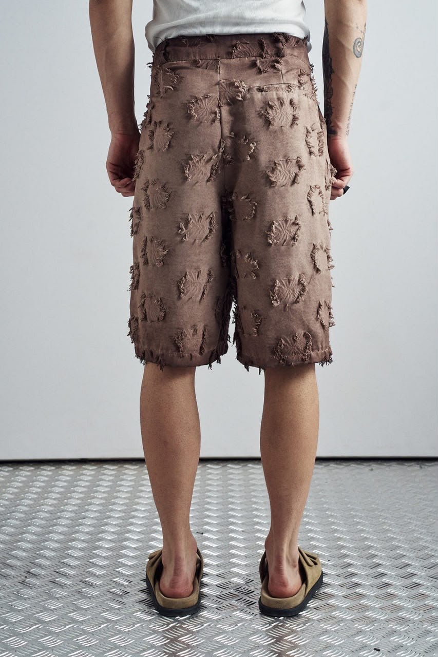 Frayed Grid Brown Set - shorts detail