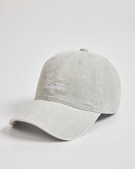 Gray cap with text on a light gray background
