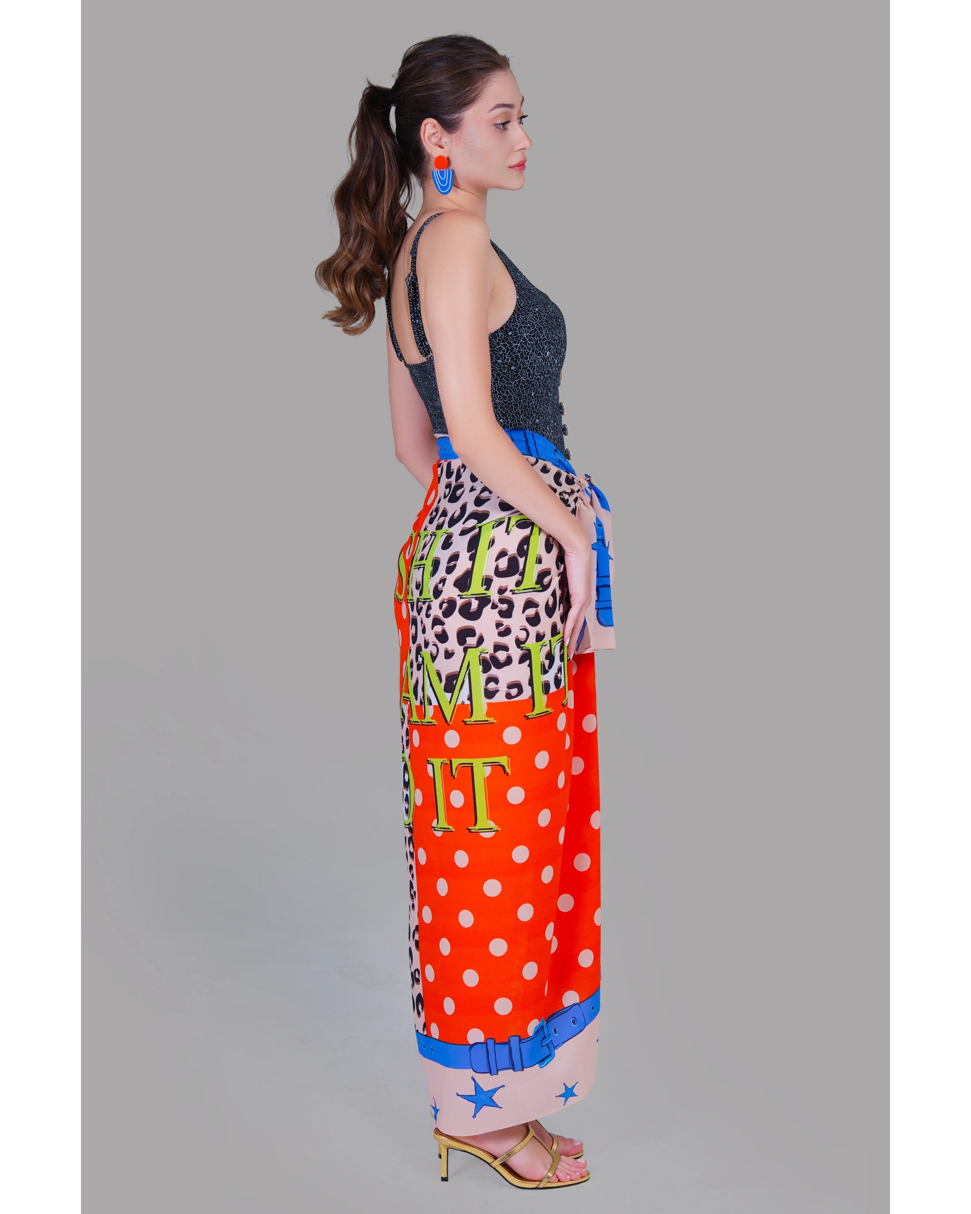 Side view of Wish It Dream It Do It Pareo